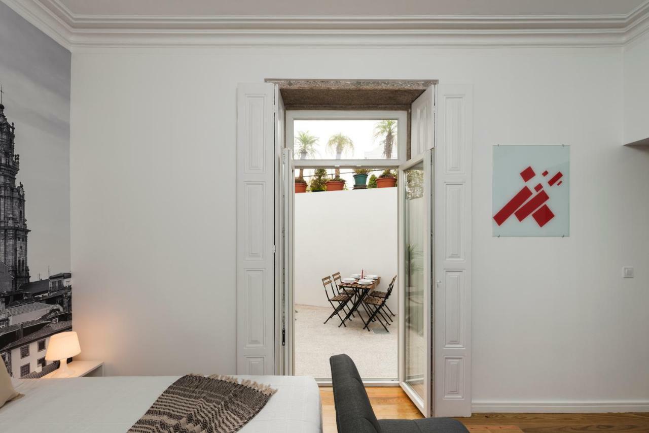 Apartament Nabaixa *